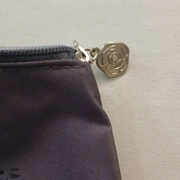 Lancome Paris Cosmetic Pouches - Picture 7 of 10